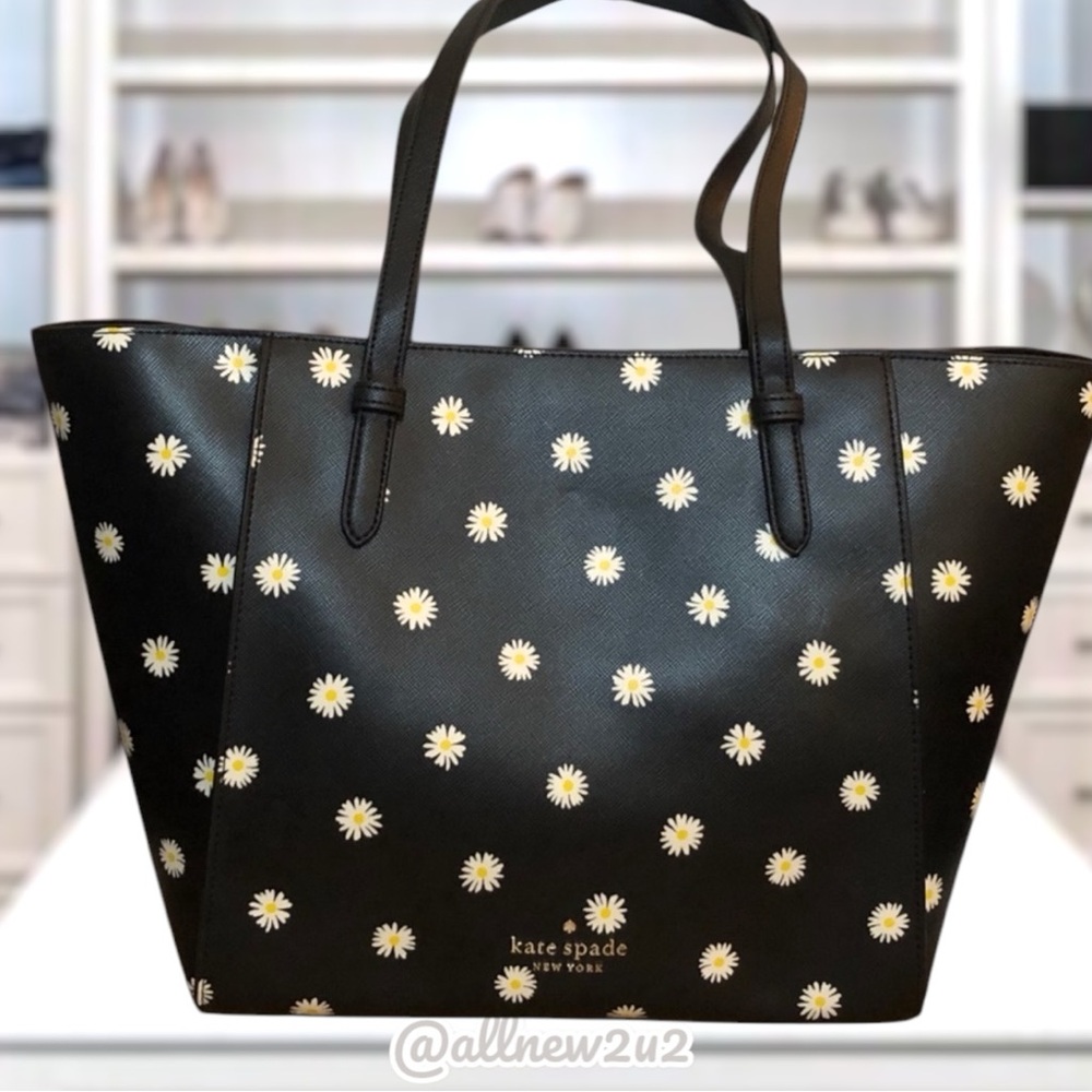 Kate Spade 4 Pc. JOY Bundle Bag+wristlet/earrings/accessory+cosmetics HP! - Picture 11 of 15